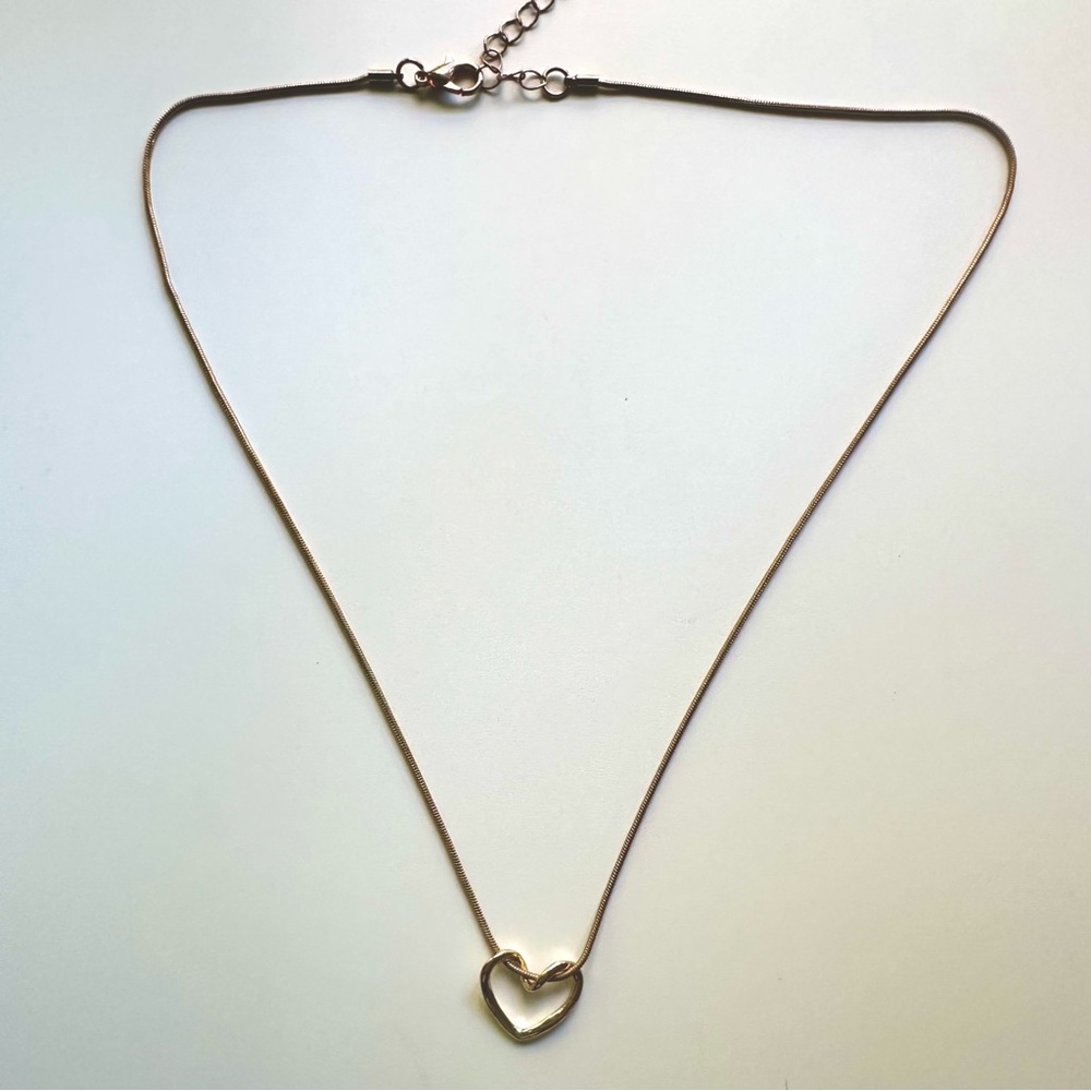 Gold heart necklace